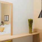Essentia Comfy 아파트 리메나스