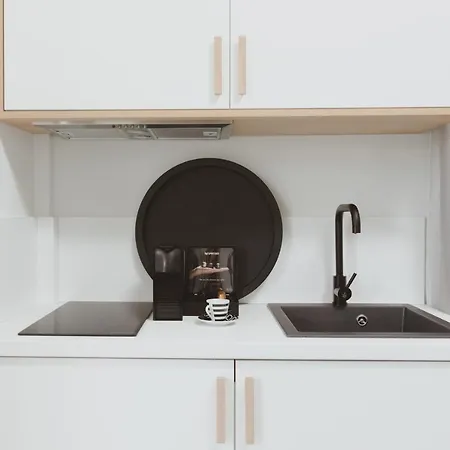 Essentia Comfy Апартамент Лименас